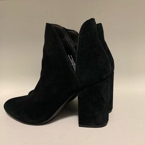 Steve Madden Rookie Suede Ankle V-cut Booties